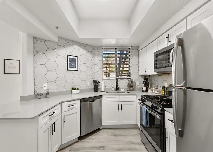 Apartment Near Asu Pool, Gym & King Beds Relaxing Stay Tempe