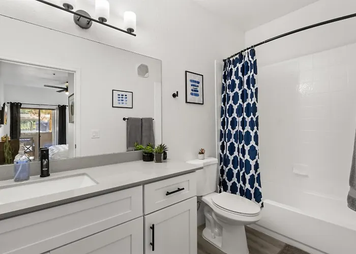 Near Asu Pool, Gym & King Beds Relaxing Stay Apartment Tempe
